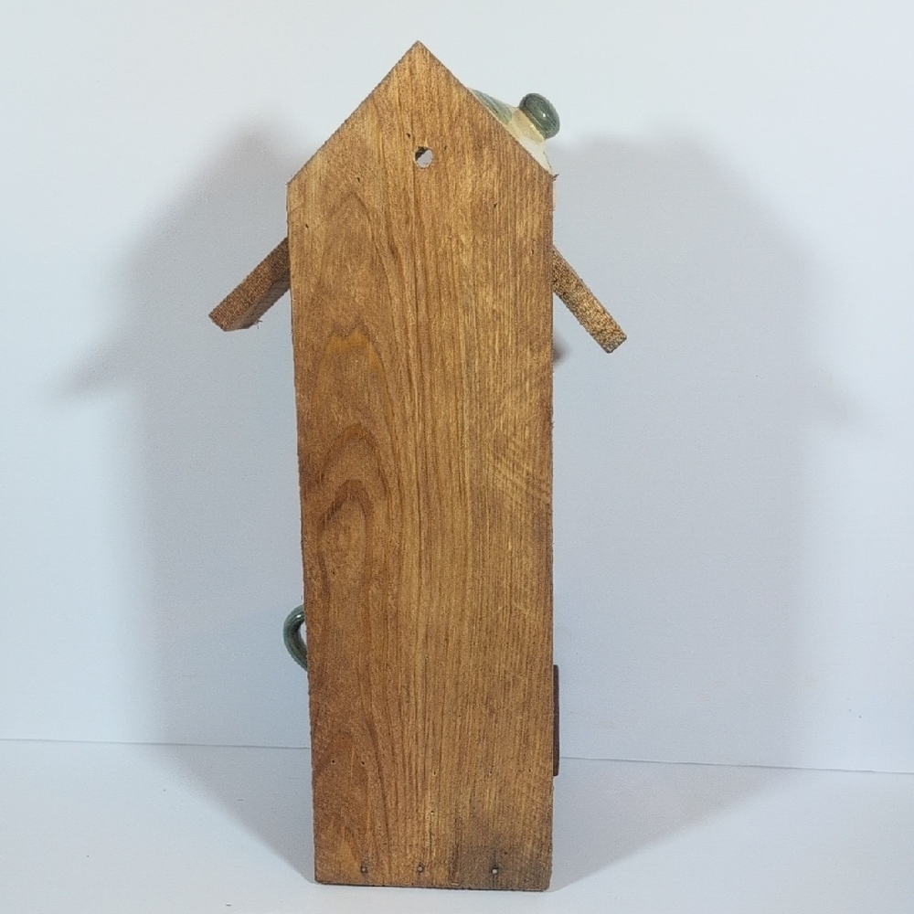 Rustic Wooden Handmade Teapot Bird Feeder Fruit - Picture 6 of 16